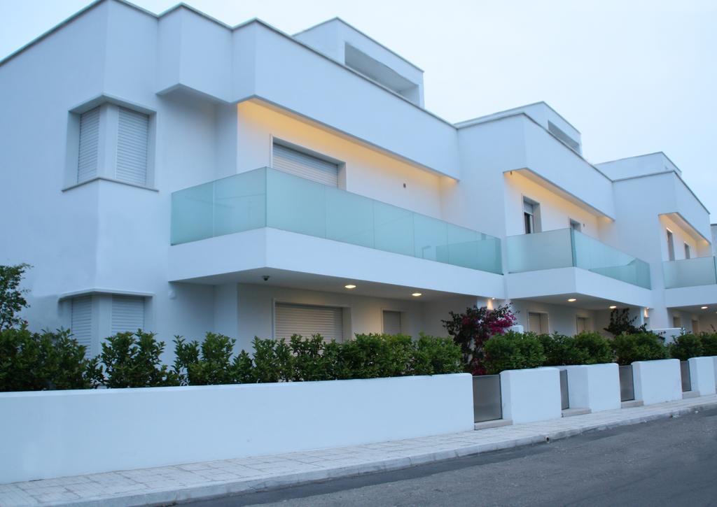 Iria Residence Torre dell'Orso Eksteriør billede